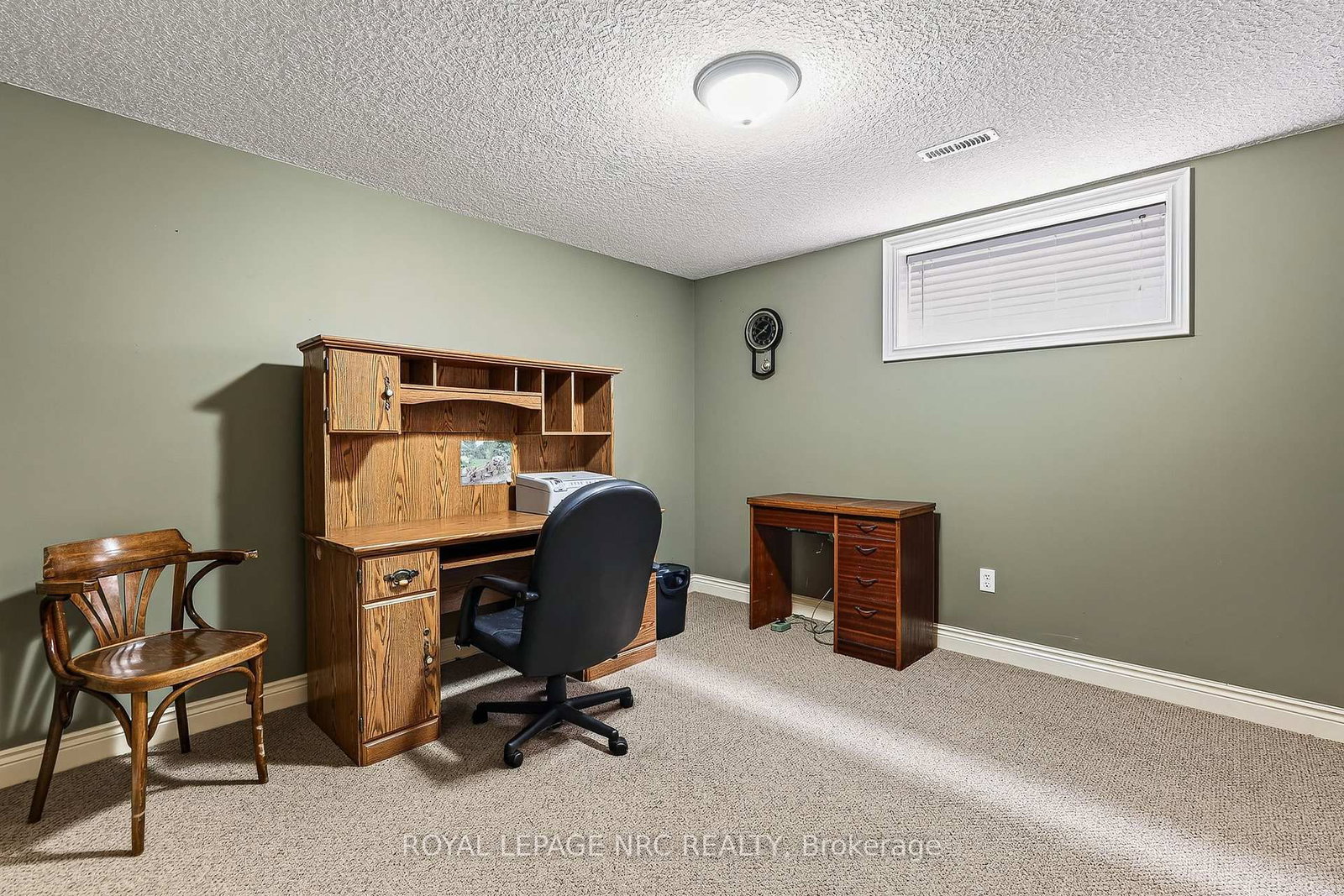 400 Lakeview Drive • Woodstock, ON photo 34
