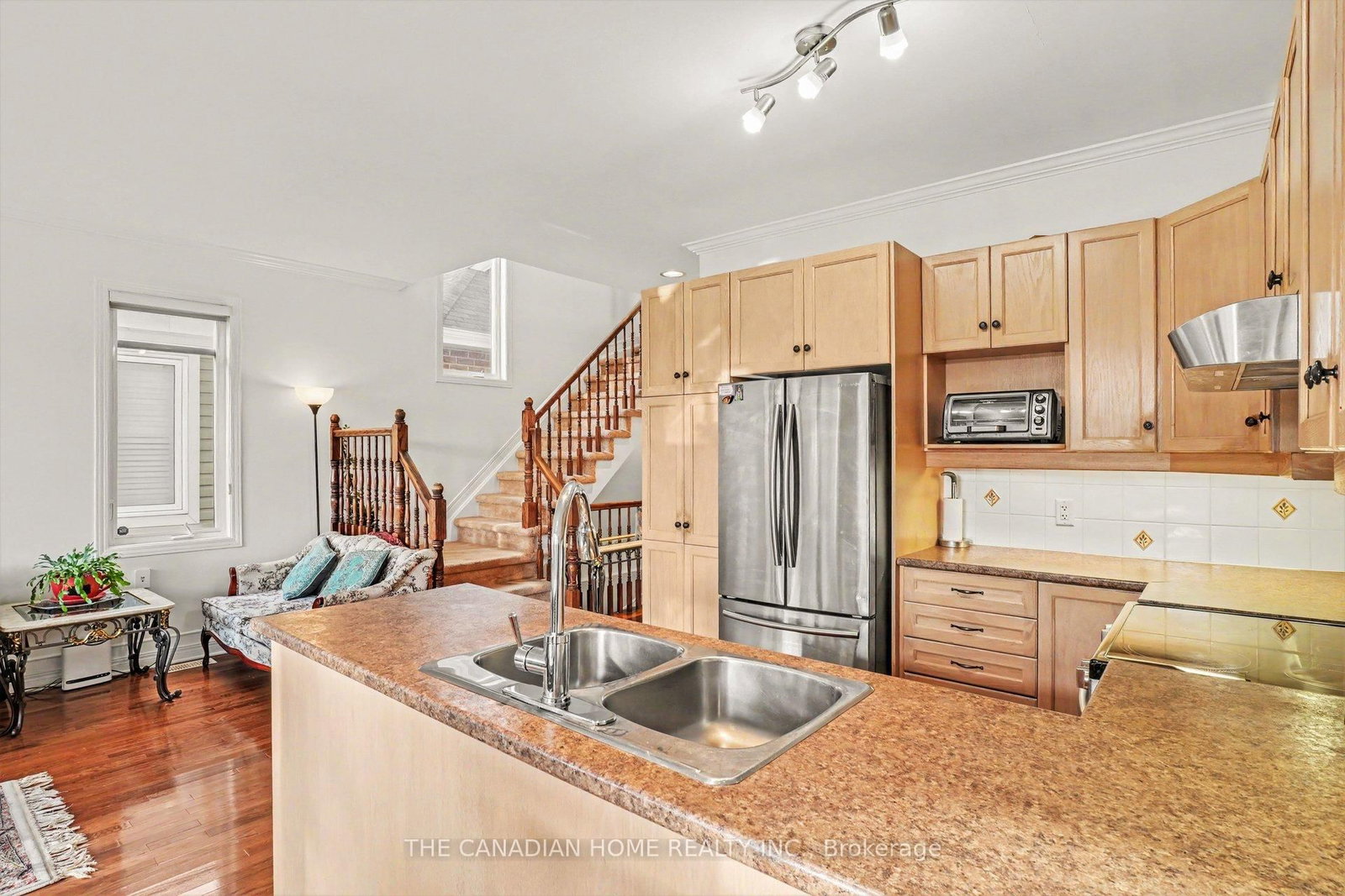 266 Parkin Circle • Ottawa, ON photo 8