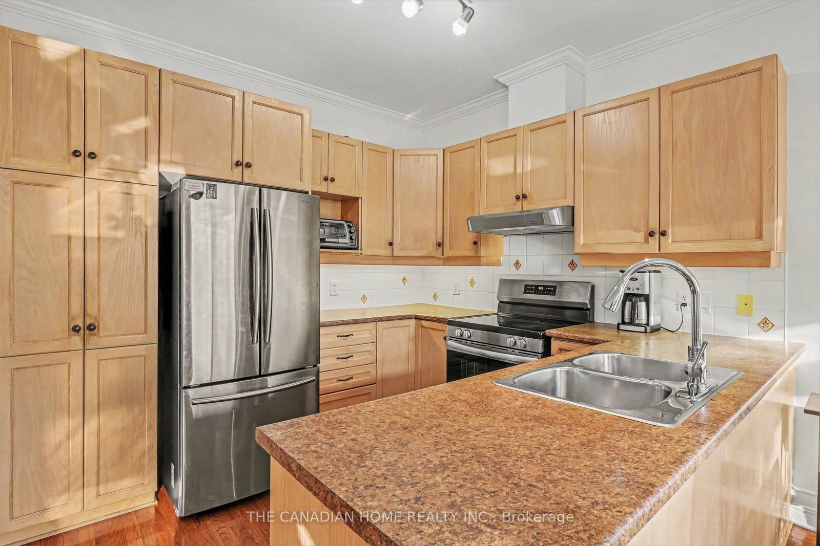 266 Parkin Circle • Ottawa, ON photo 9