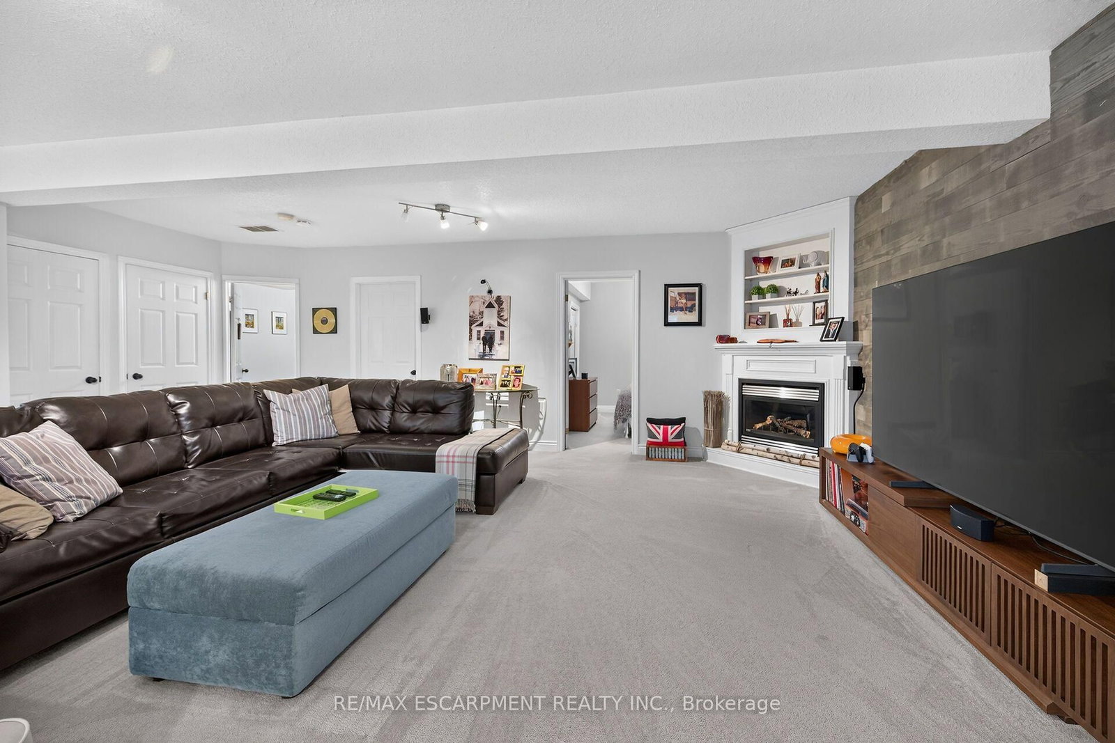 34 Brewster Way • Brantford, ON photo 31