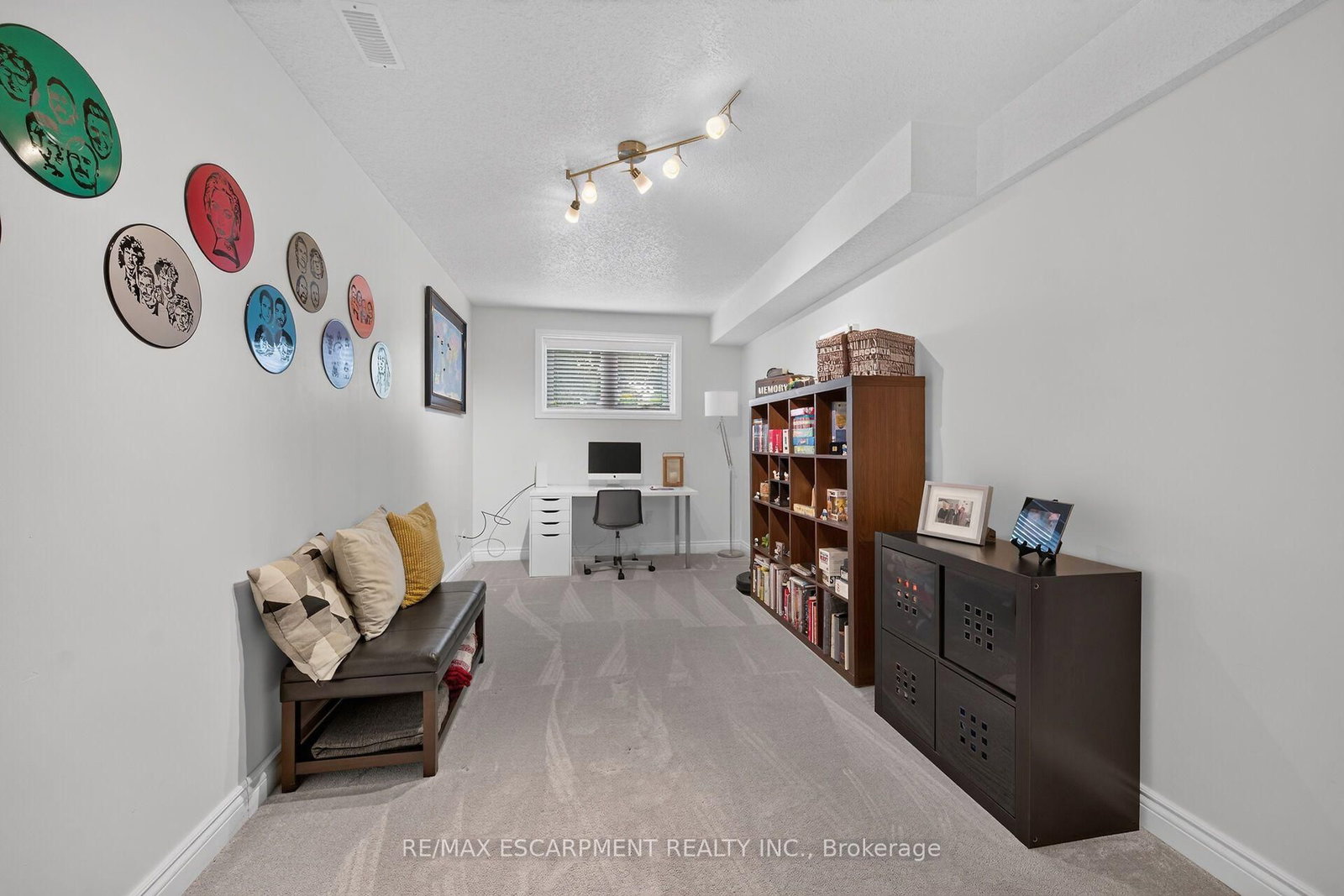 34 Brewster Way • Brantford, ON photo 34