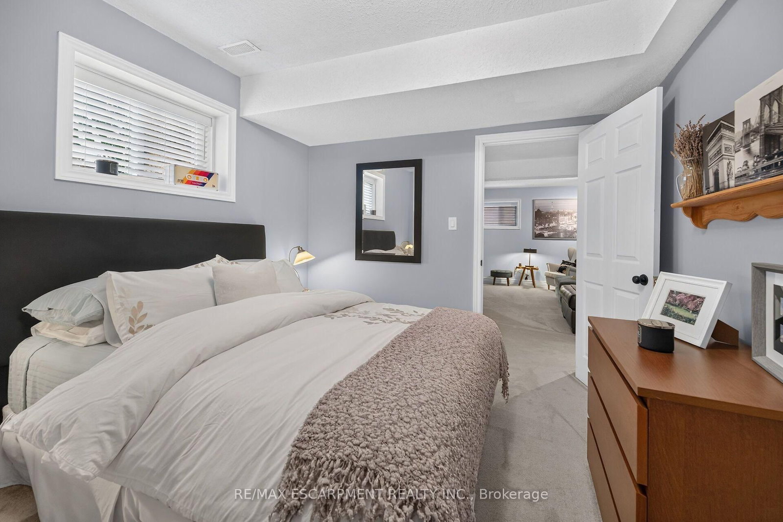 34 Brewster Way • Brantford, ON photo 37