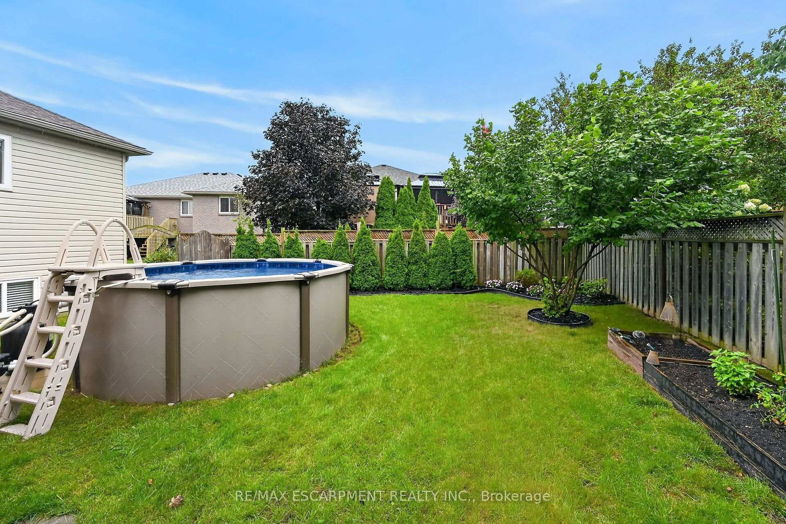 34 Brewster Way • Brantford, ON photo 44