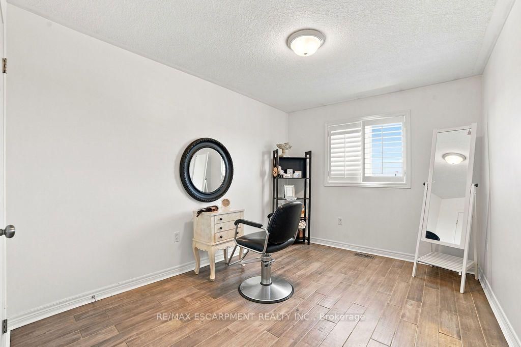 336 Pinehill Drive • Hamilton, ON photo 14