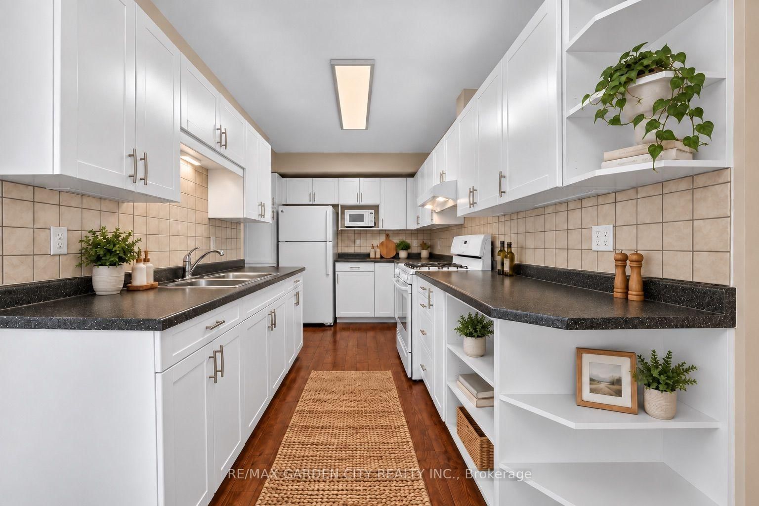 1115 Paramount Drive • #88 • Hamilton, ON photo 8
