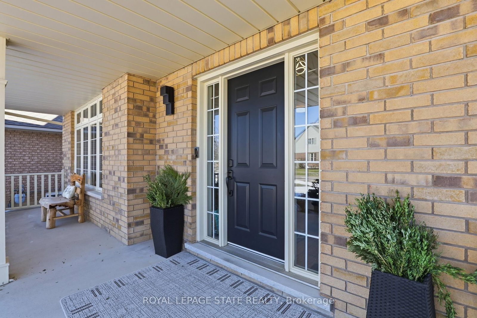56 MCCAFFERY Crescent • St. Catharines, ON photo 11