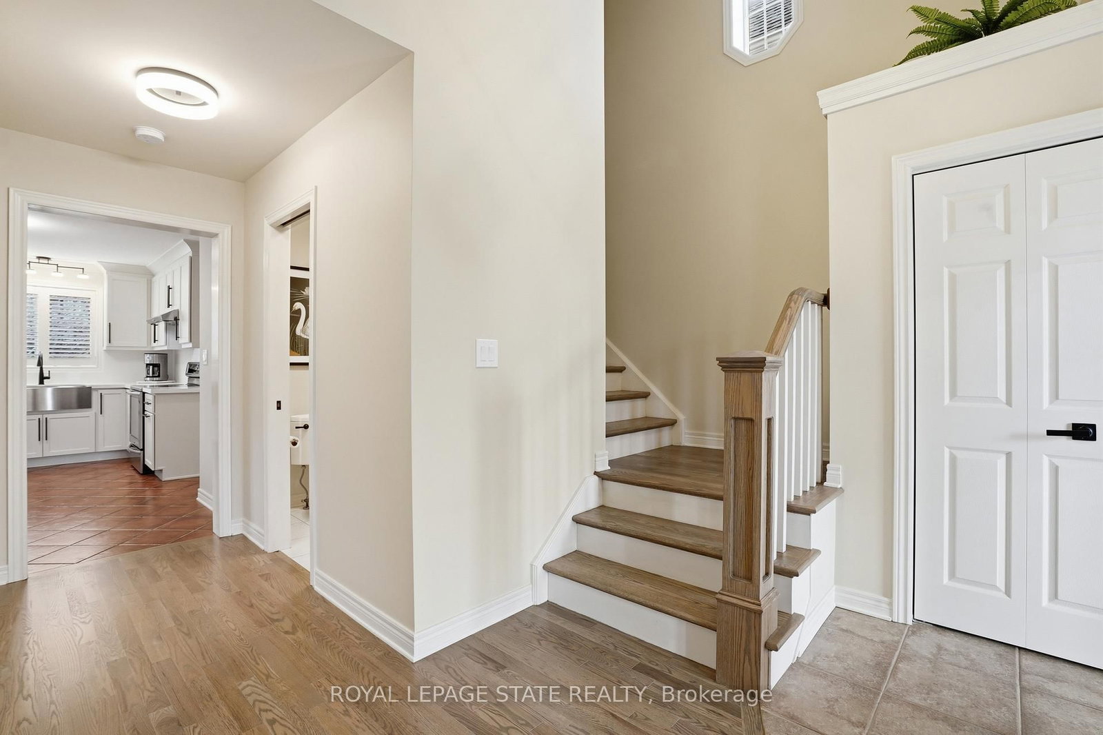 56 MCCAFFERY Crescent • St. Catharines, ON photo 14