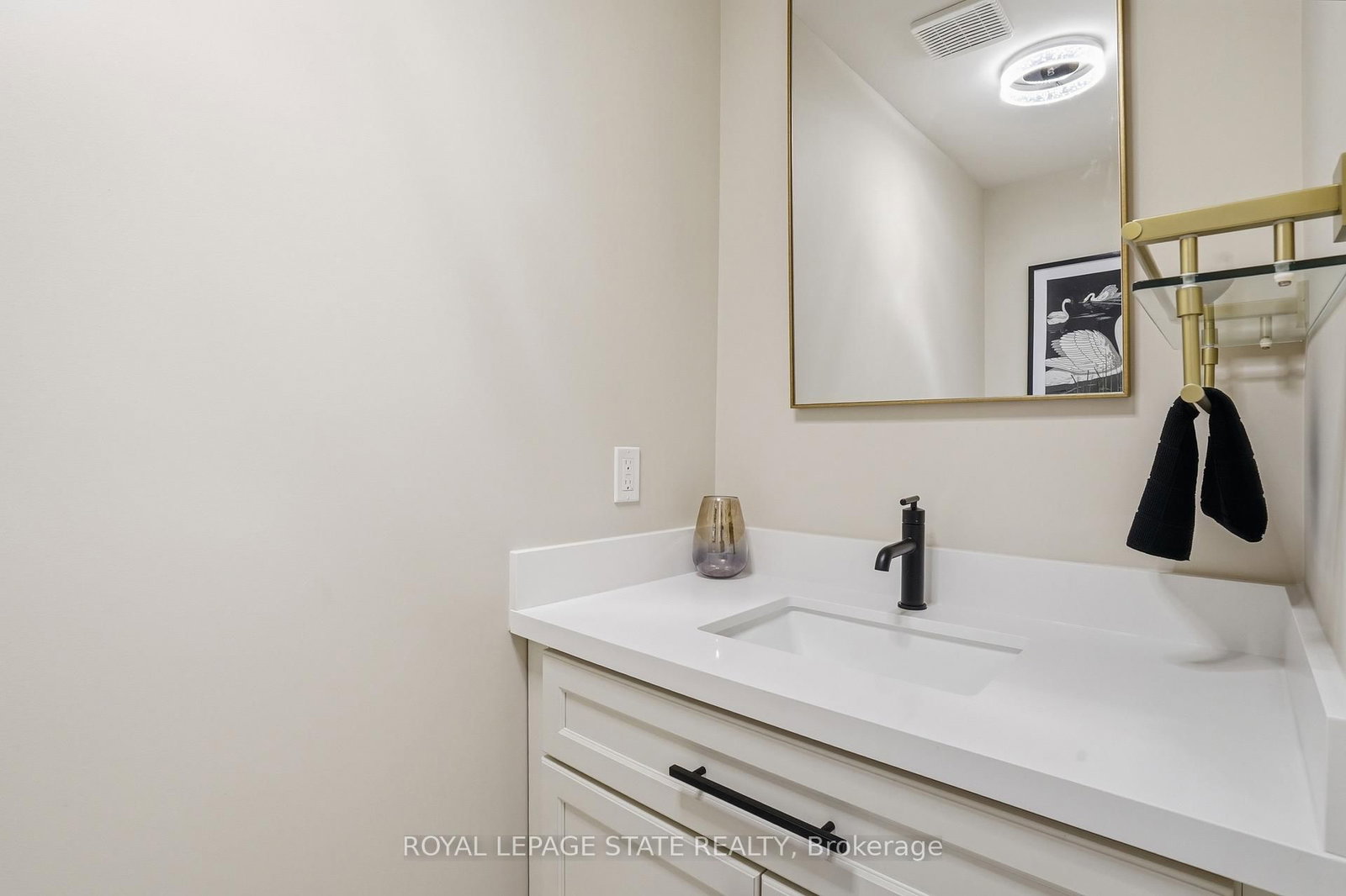 56 MCCAFFERY Crescent • St. Catharines, ON photo 15