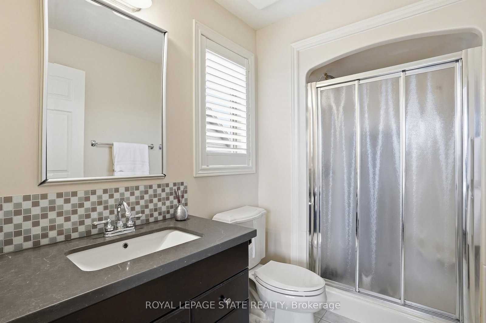56 MCCAFFERY Crescent • St. Catharines, ON photo 27