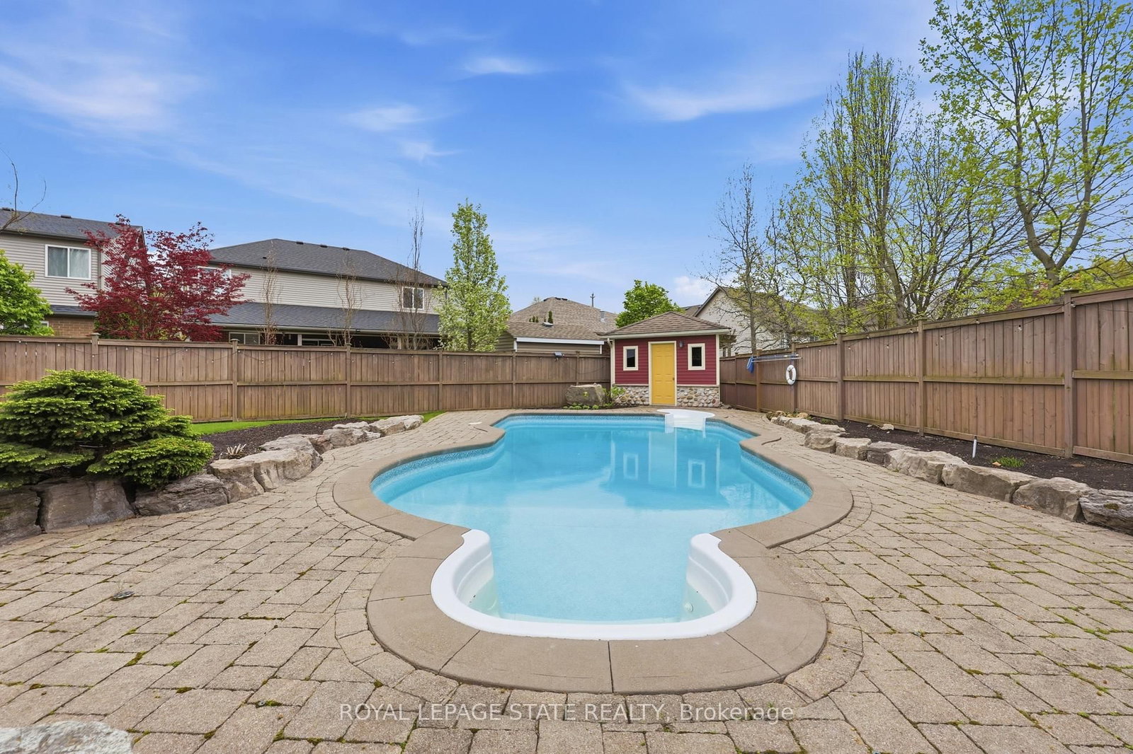 56 MCCAFFERY Crescent • St. Catharines, ON photo 49