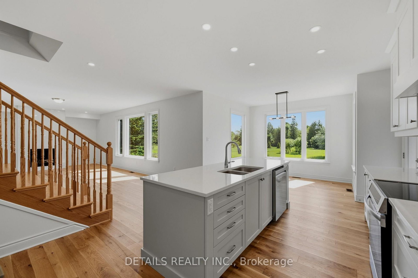 28 Ridingview Crescent • Ottawa, ON photo 15