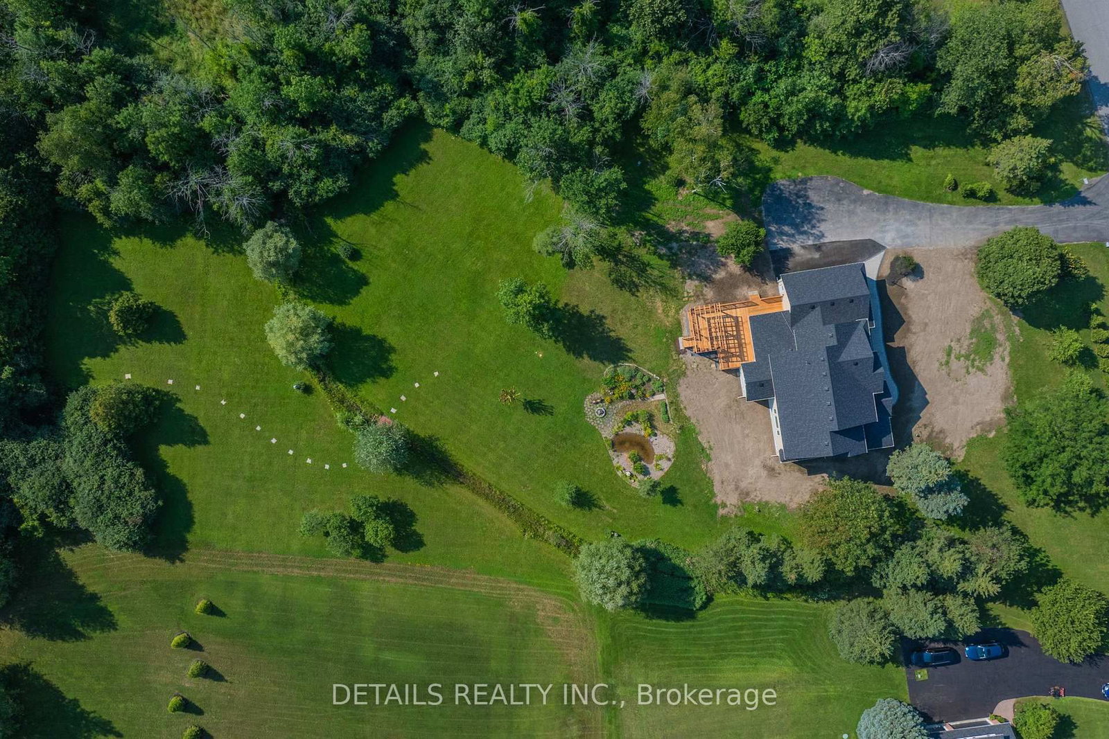 28 Ridingview Crescent • Ottawa, ON photo 41