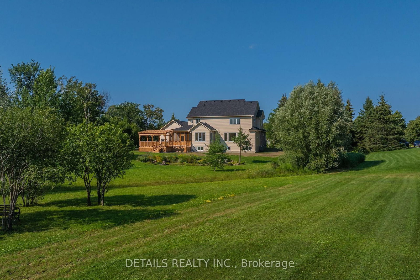 28 Ridingview Crescent • Ottawa, ON photo 42