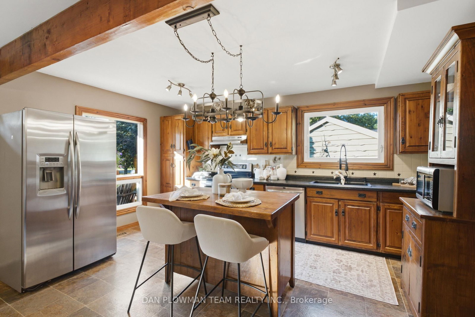 9 Valley Road • Cavan Monaghan, ON photo 6