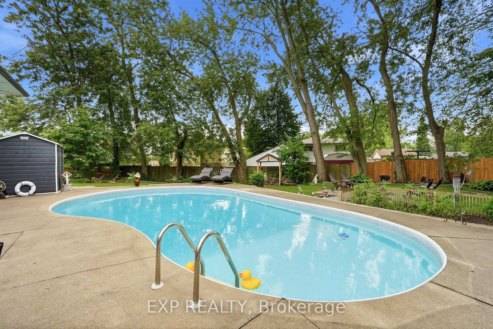 14 Apple Court • Welland, ON photo 13