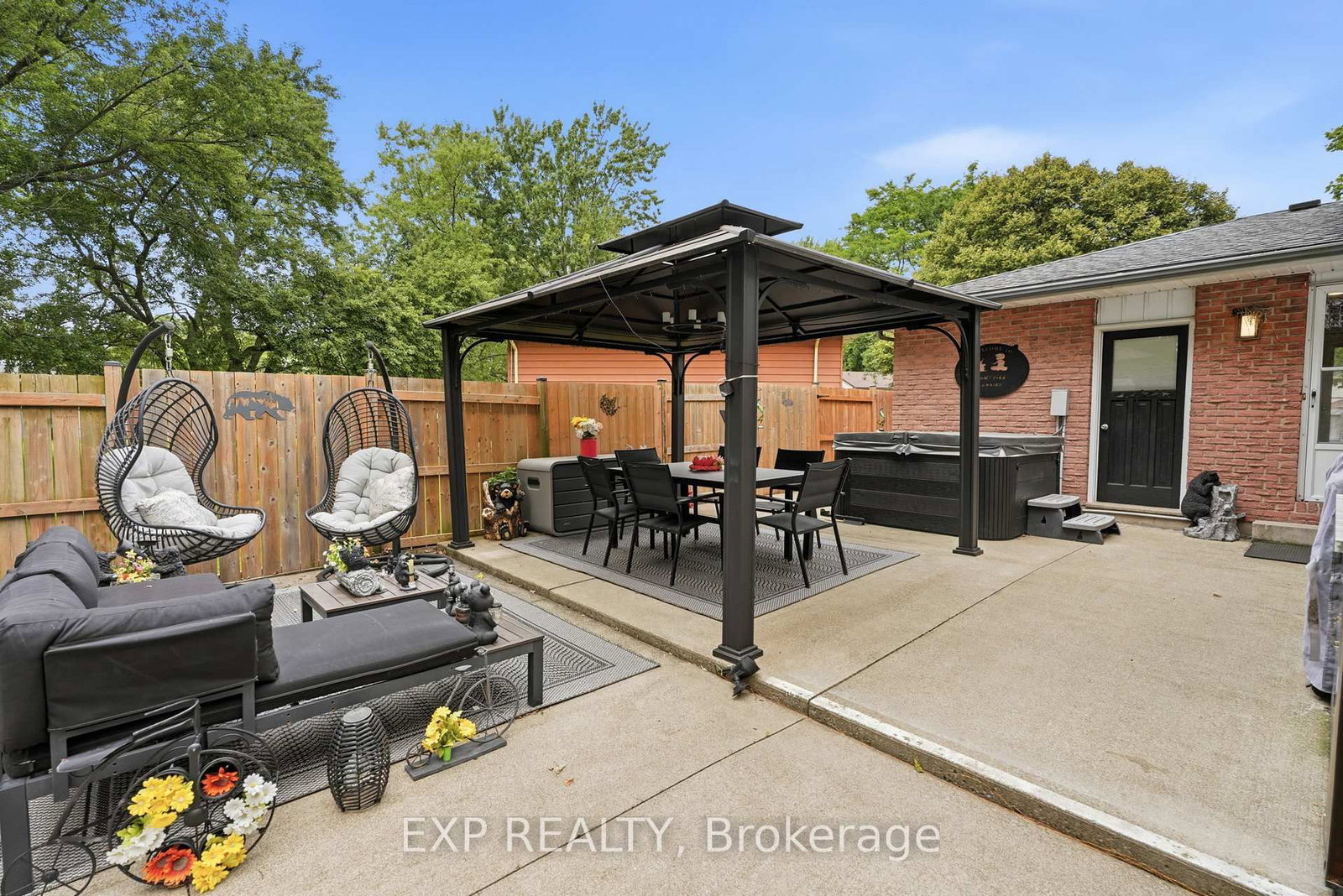 14 Apple Court • Welland, ON photo 15