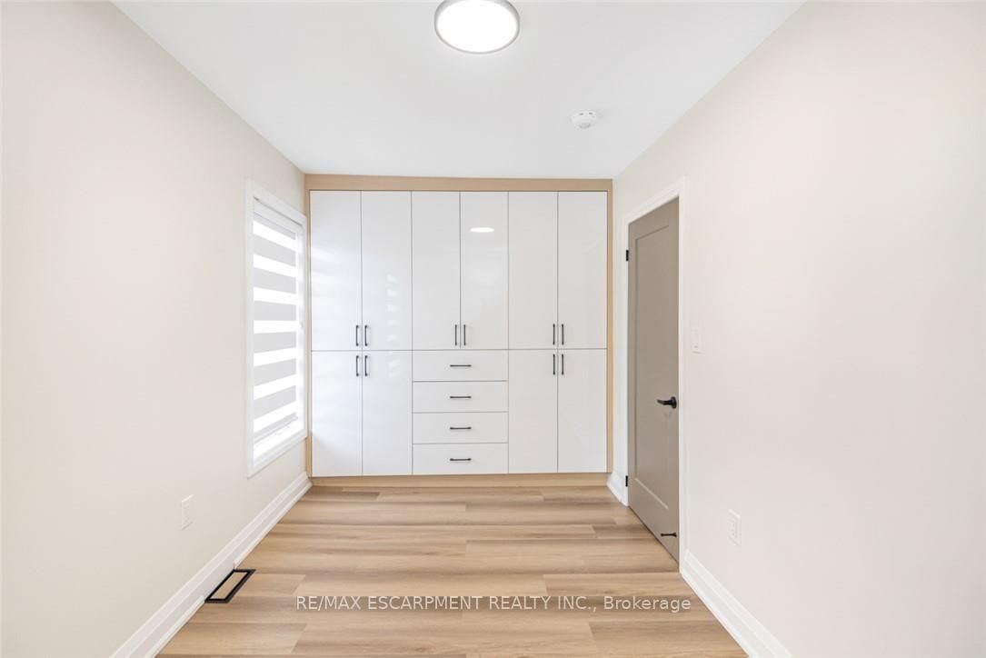 250 Rosslyn Avenue N • Hamilton, ON photo 22