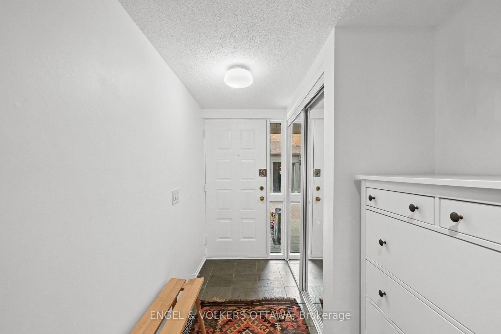 290 Cathcart Street • #6 • Ottawa, ON photo 3