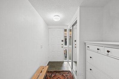 290 Cathcart Street • #6 • Ottawa, ON photo 3