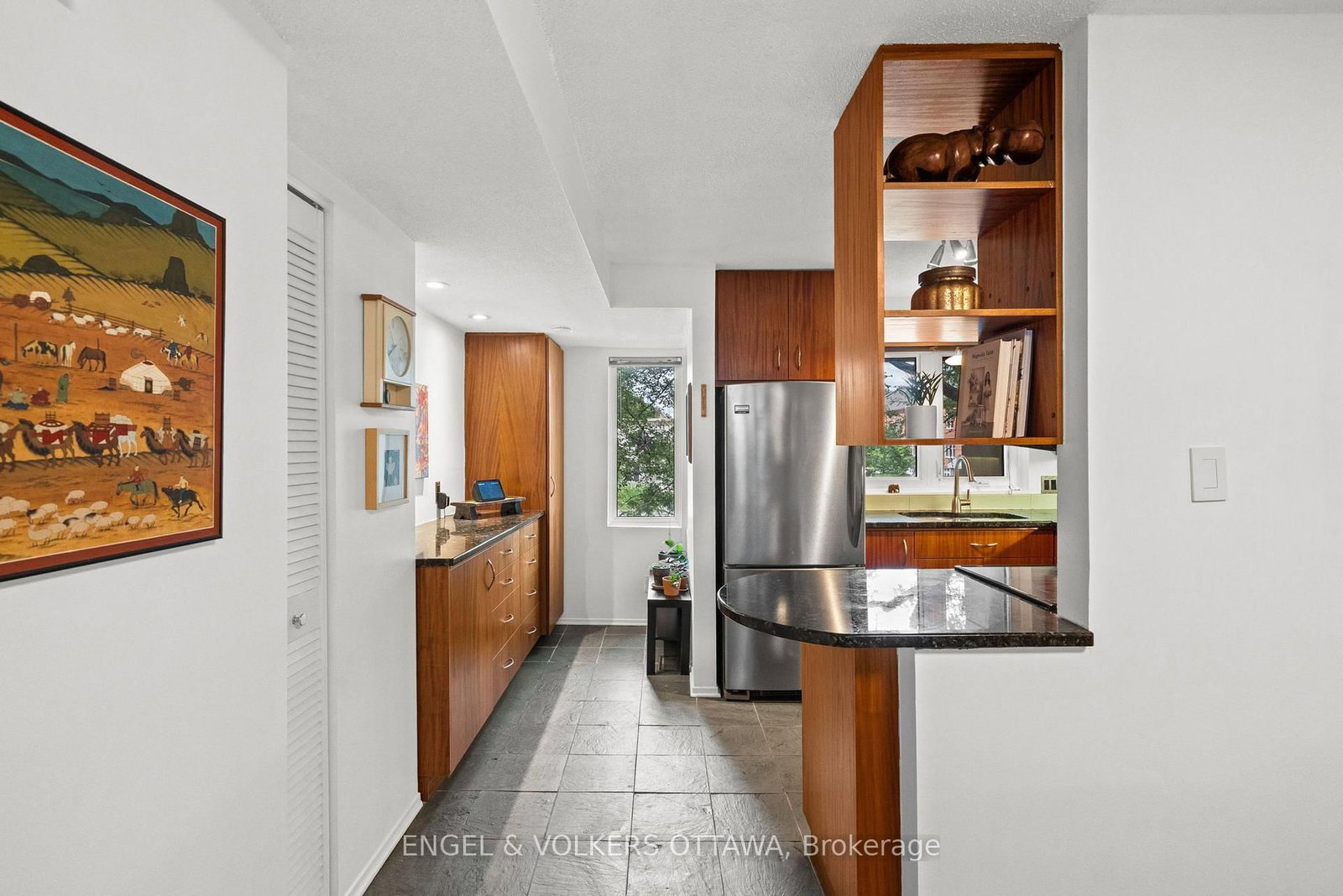 290 Cathcart Street • #6 • Ottawa, ON photo 8
