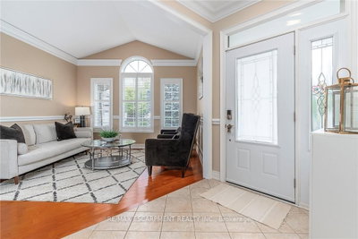 151 Moore Crescent • Hamilton, ON photo 4