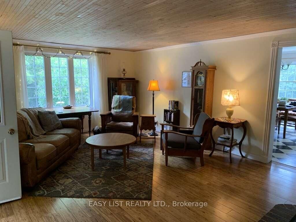 271 Quaker Lane • Middlesex Centre, ON photo 11