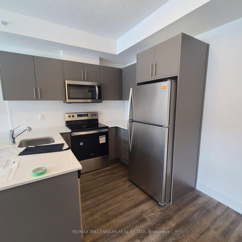 209 - 107 Rogers Street