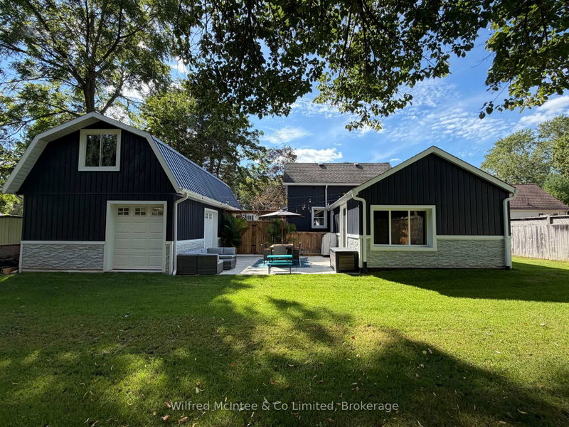 309 Alma Street