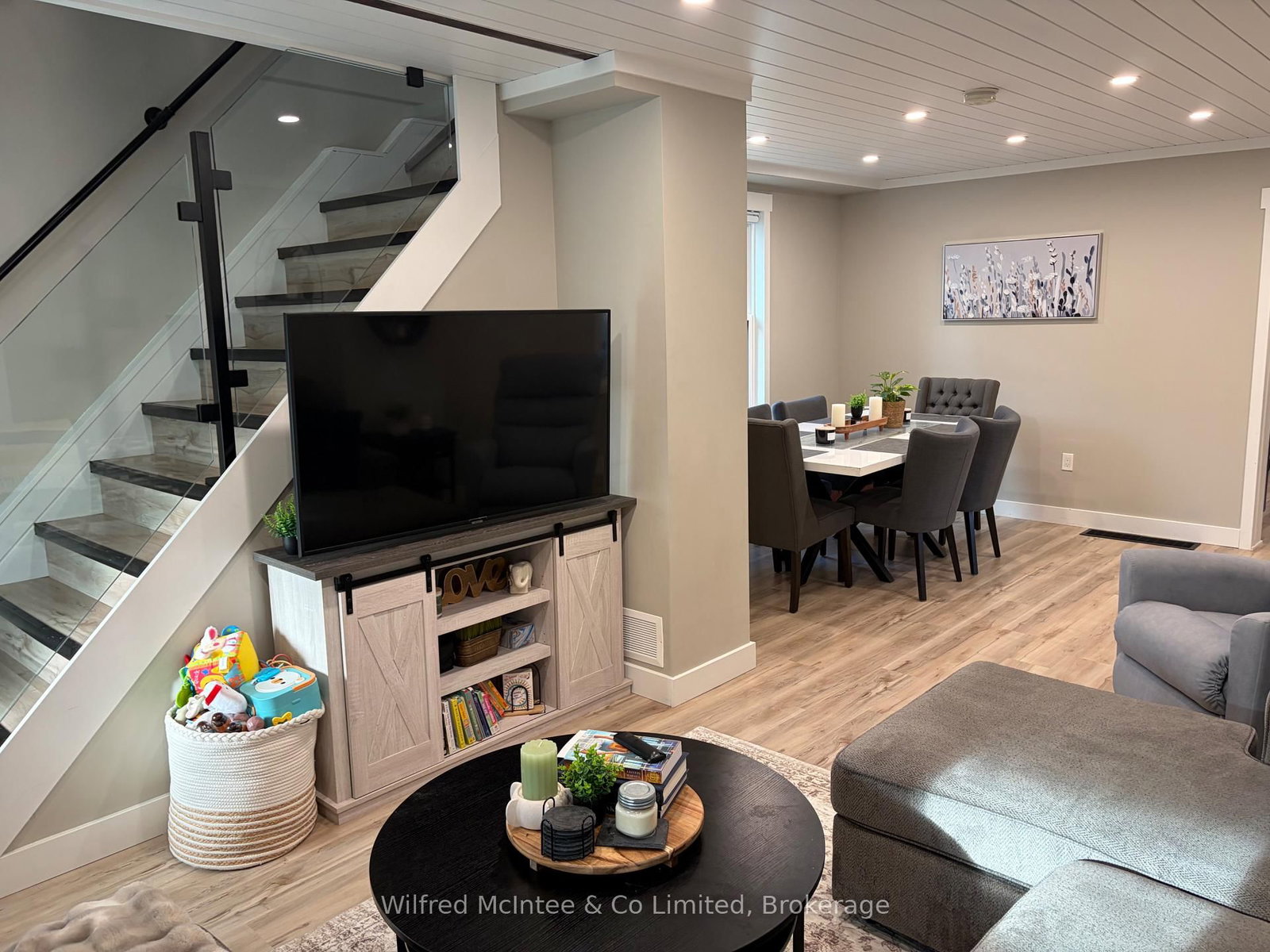 309 Alma Street • Brockton, ON photo 36