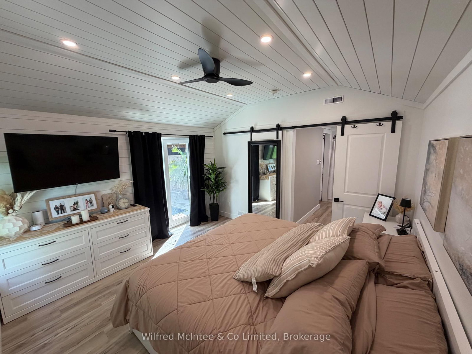 309 Alma Street • Brockton, ON photo 38