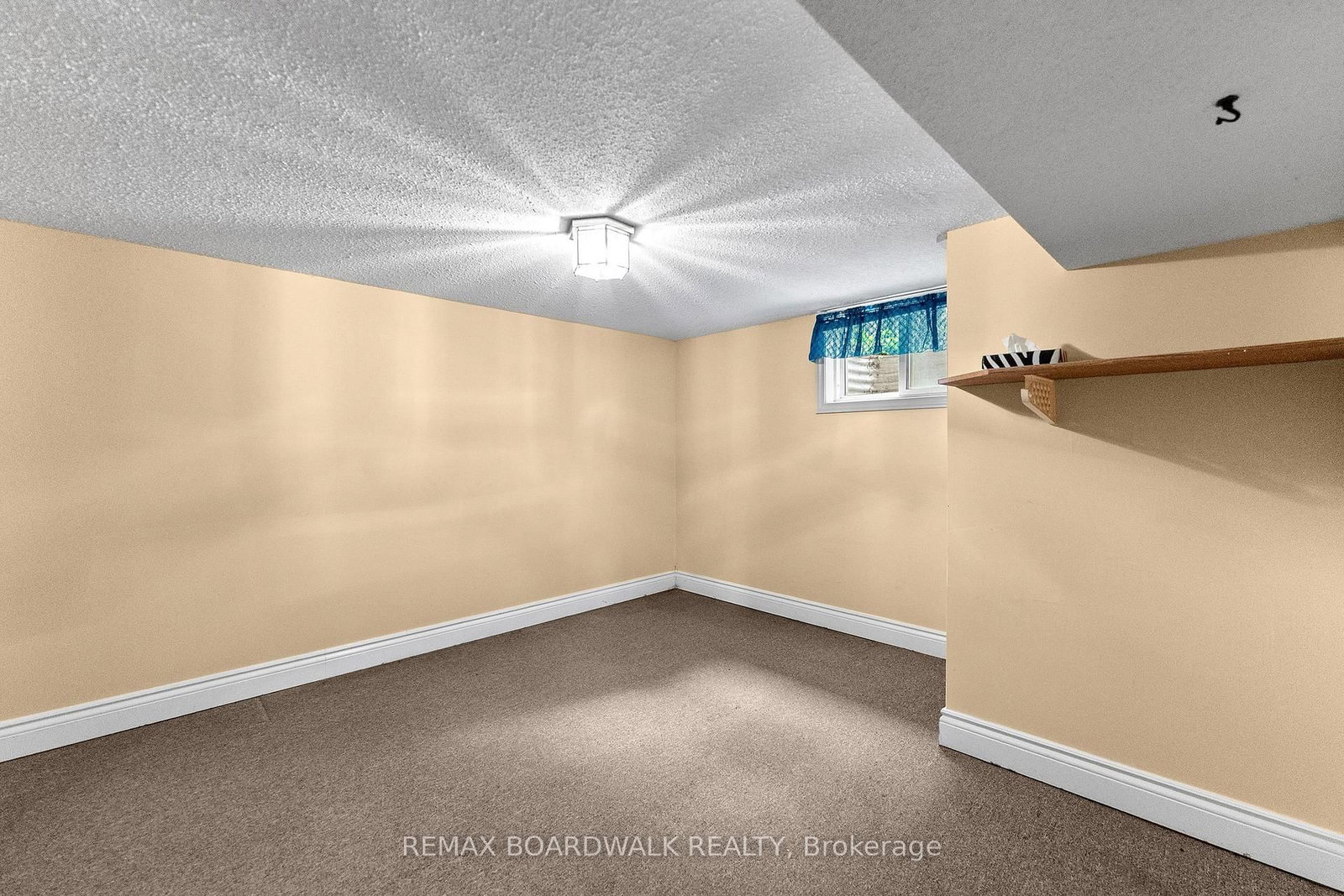 208 Oxford Street E • North Grenville, ON photo 20