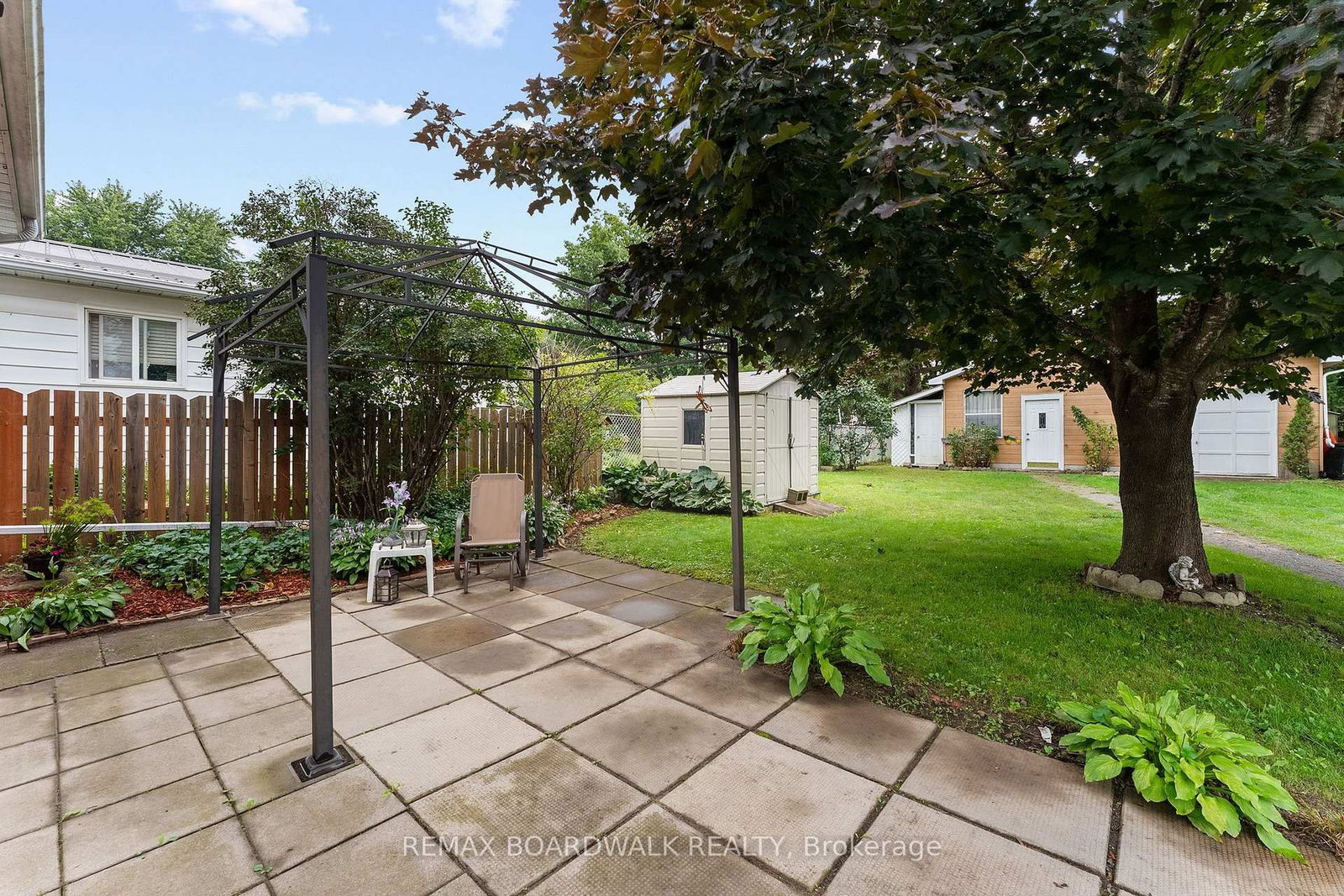 208 Oxford Street E • North Grenville, ON photo 28
