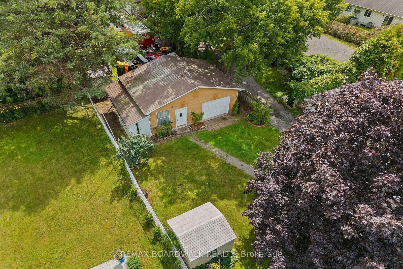 208 Oxford Street E • North Grenville, ON photo 33