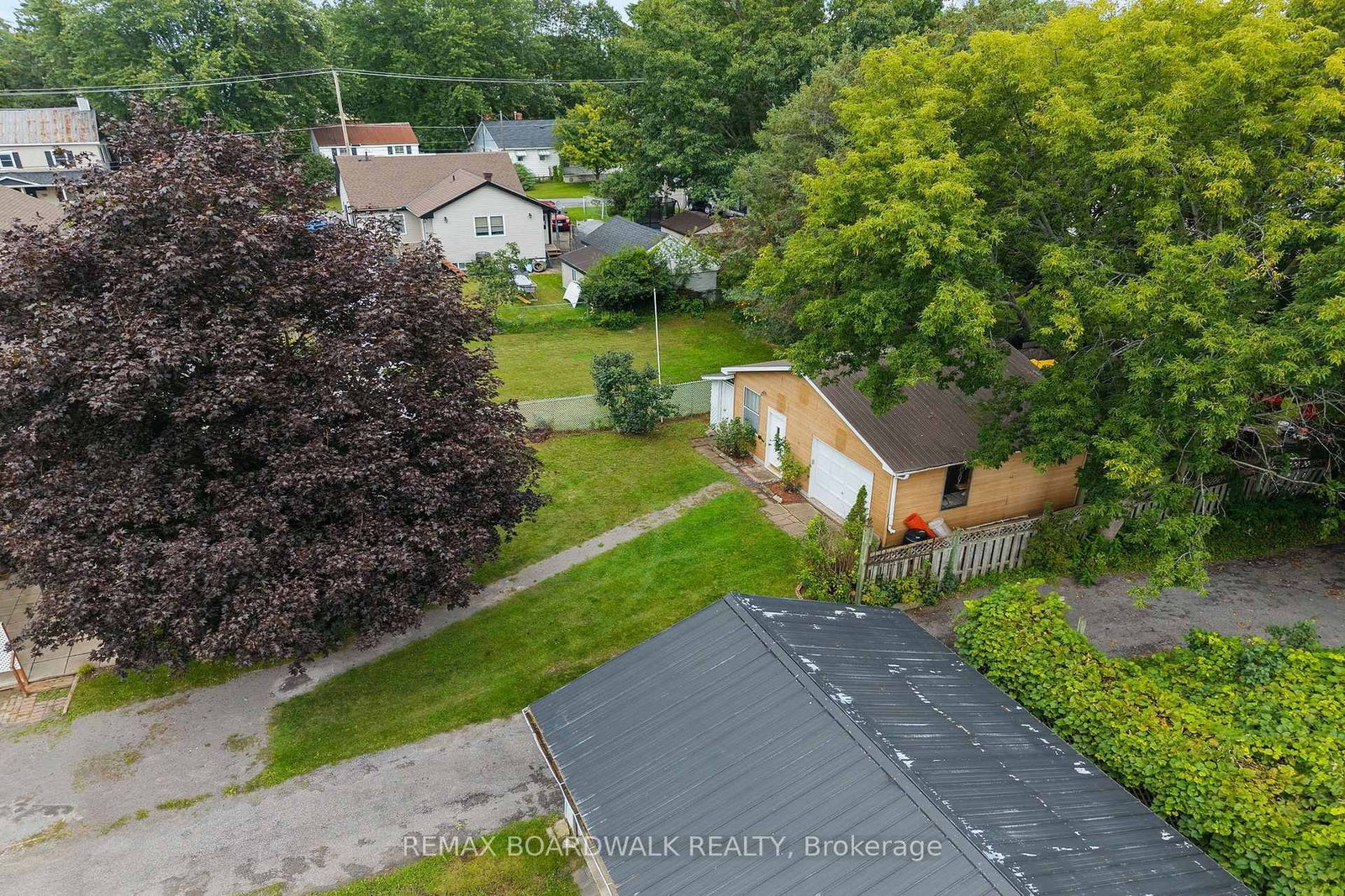 208 Oxford Street E • North Grenville, ON photo 34