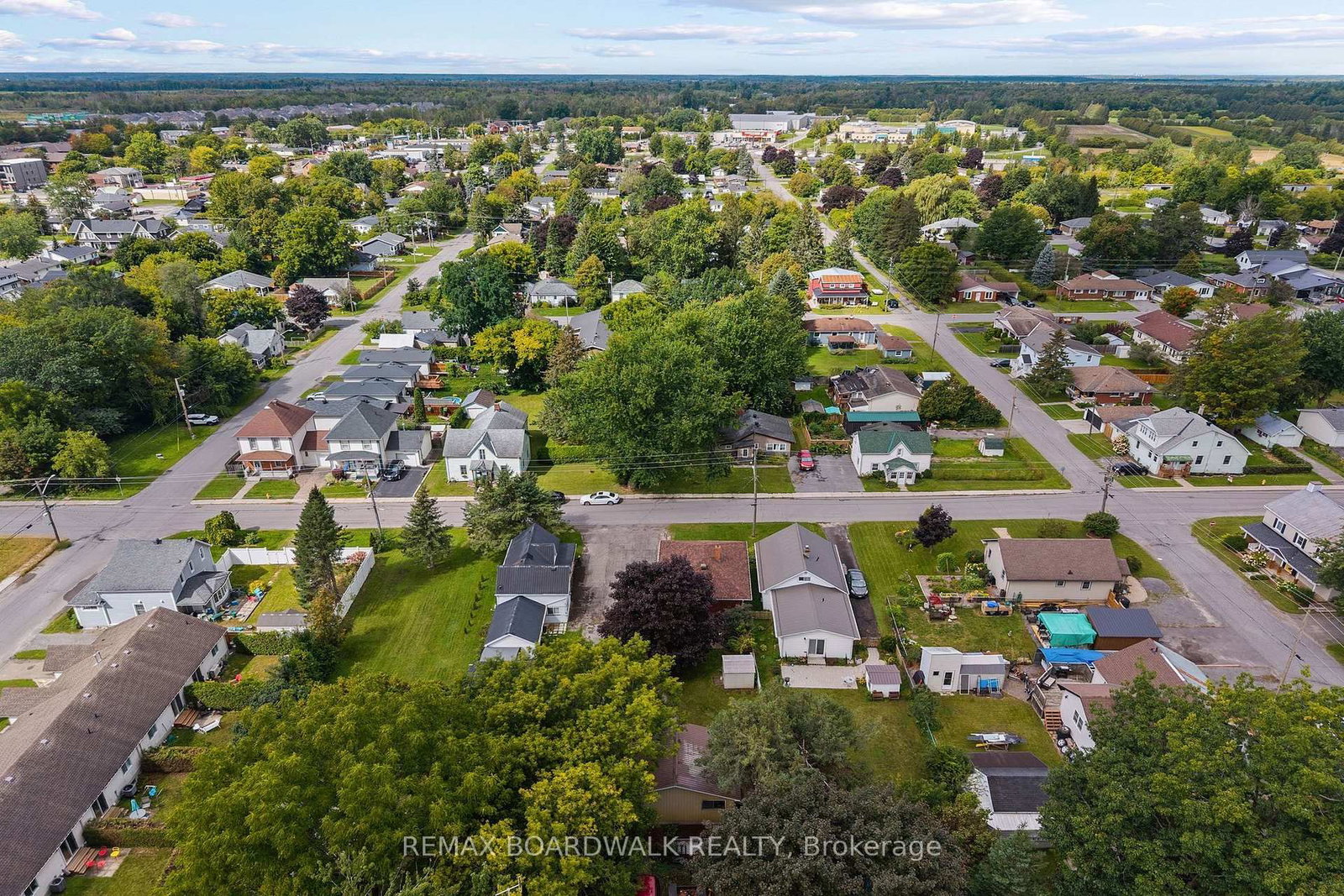 208 Oxford Street E • North Grenville, ON photo 37
