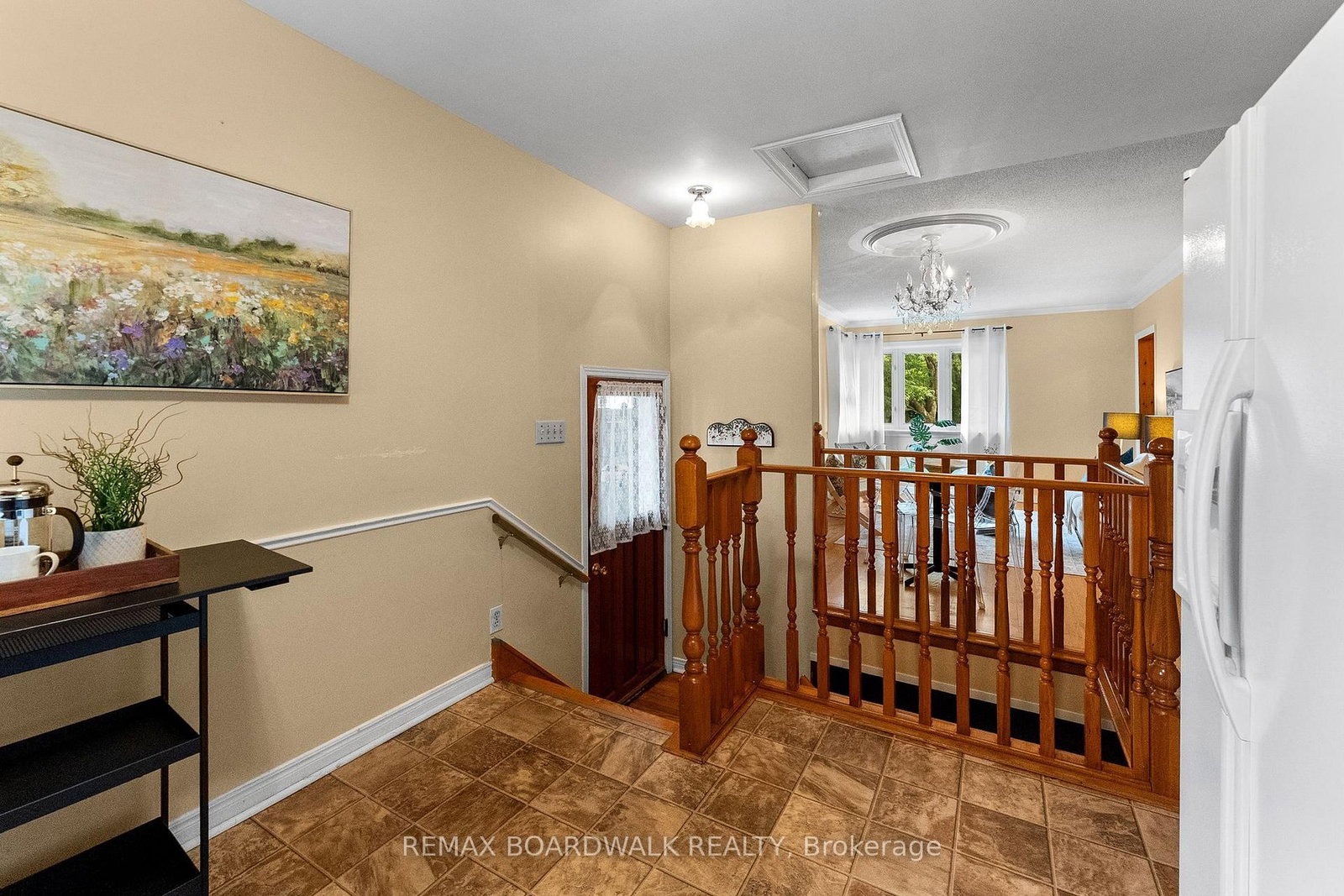 208 Oxford Street E • North Grenville, ON photo 9