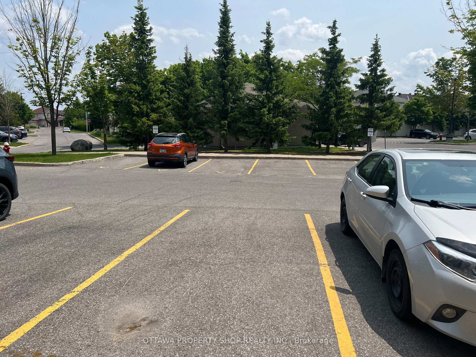 1-2086 Valin St, Ottawa, view 15