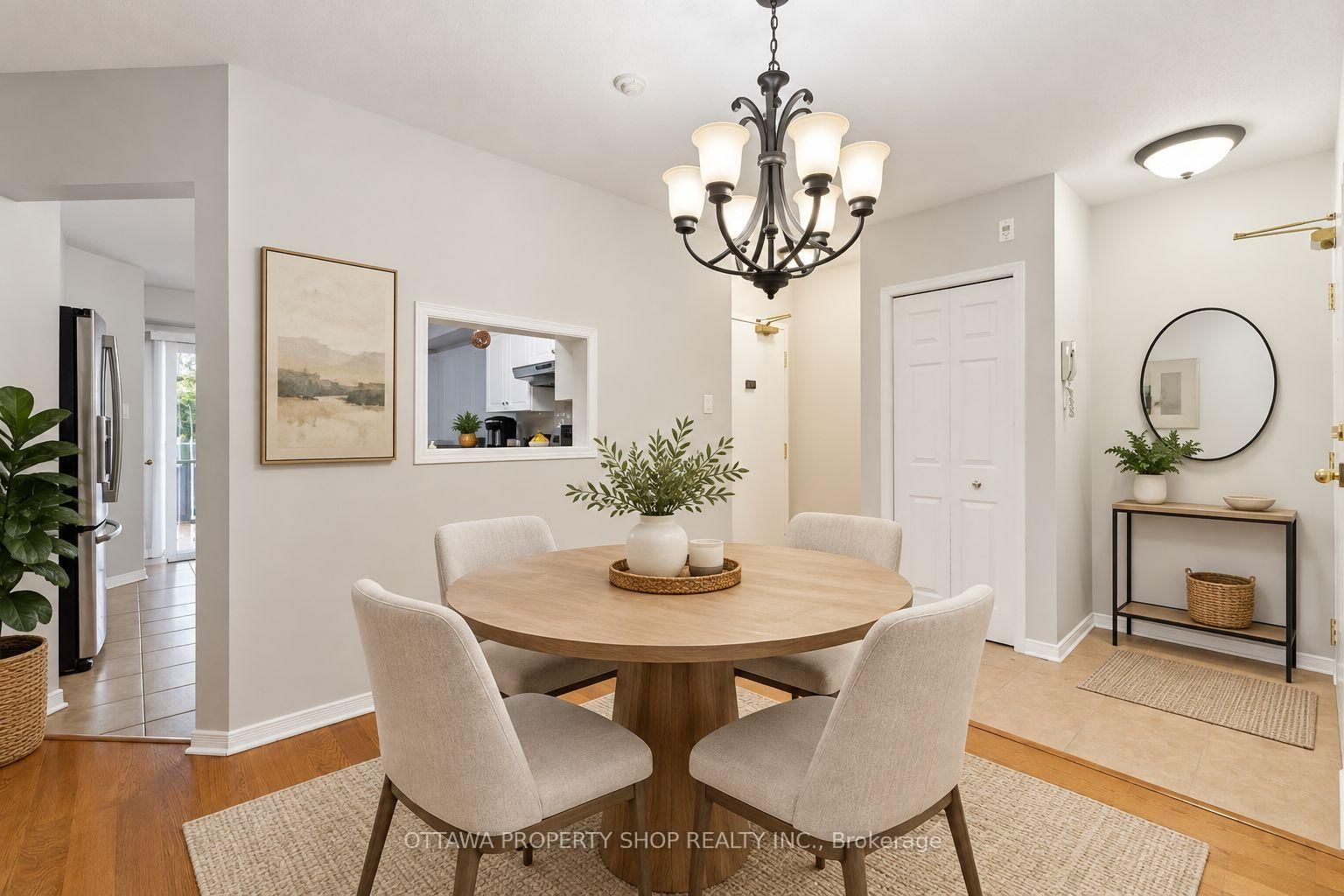 1-2086 Valin St, Ottawa, view 4