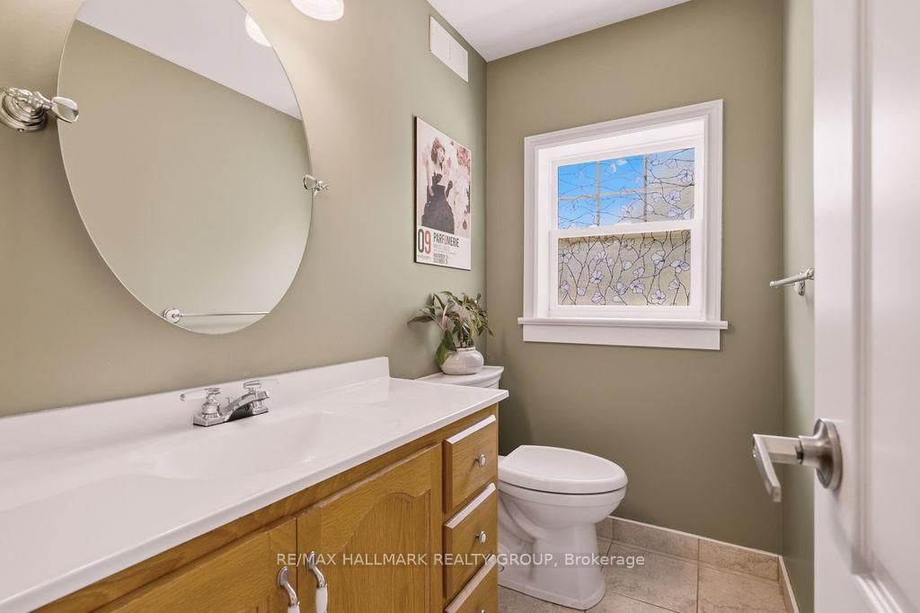 94 Marlborough Ave, Ottawa, view 22