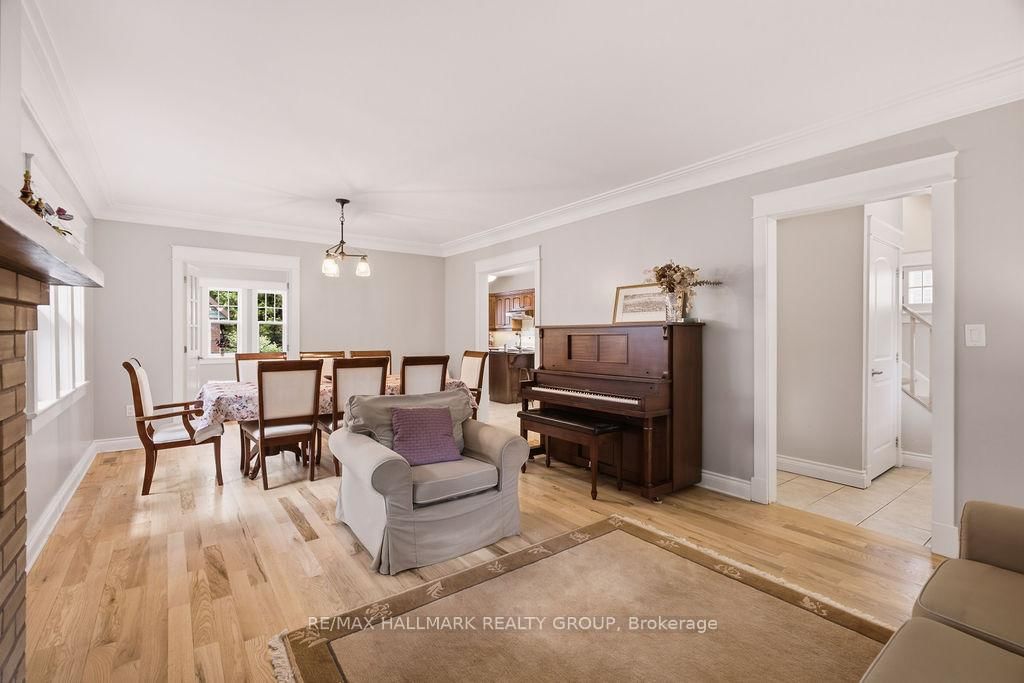 94 Marlborough Ave, Ottawa, view 8
