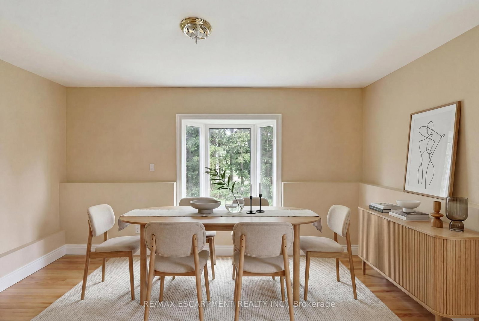 8404 Chippewa Road • Hamilton, ON photo 21