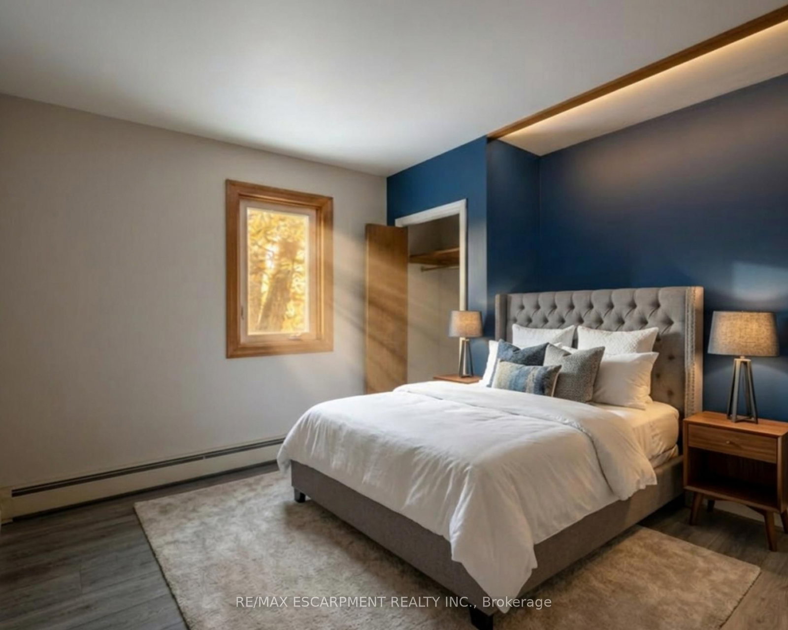 8404 Chippewa Road • Hamilton, ON photo 29