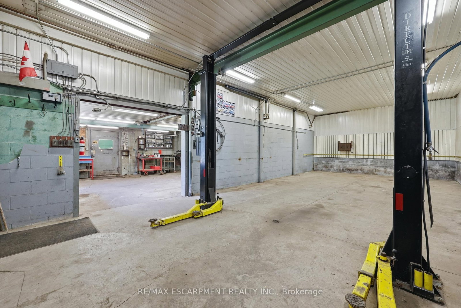 8404 Chippewa Road • Hamilton, ON photo 35