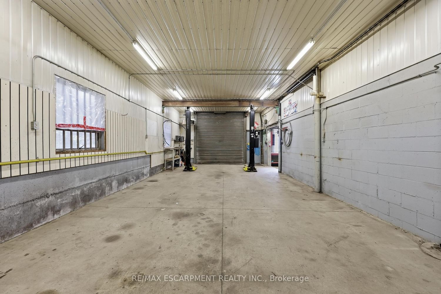 8404 Chippewa Road • Hamilton, ON photo 37