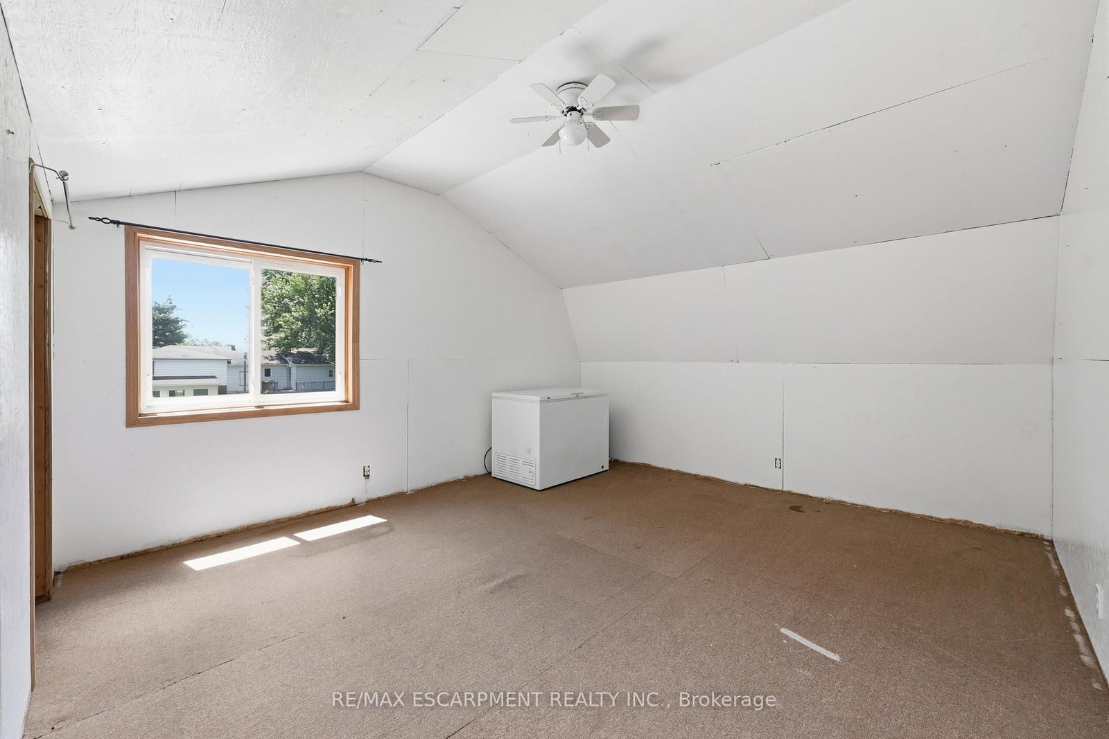 8404 Chippewa Road • Hamilton, ON photo 45