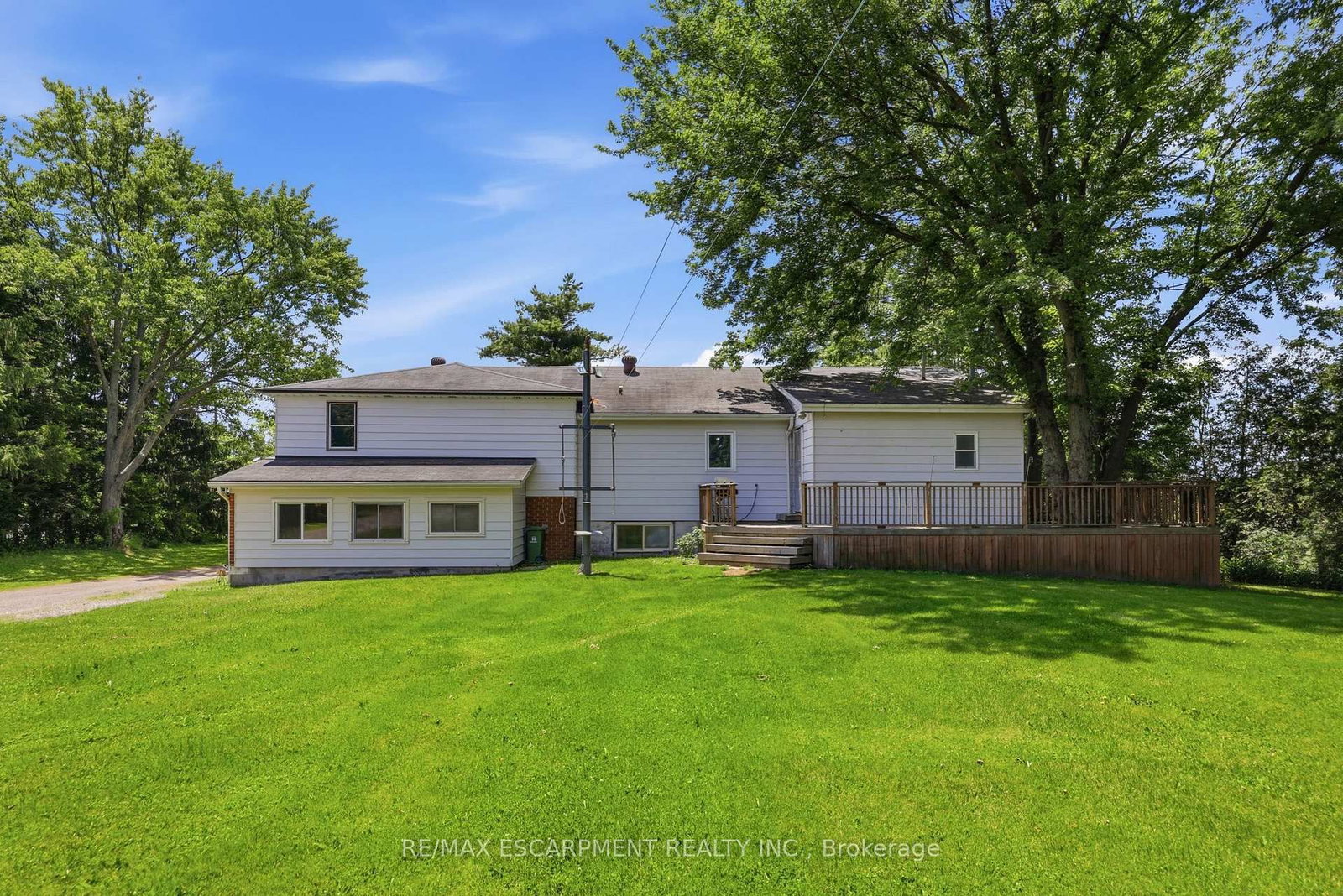 8404 Chippewa Road • Hamilton, ON photo 50