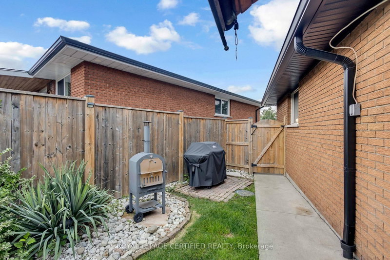 24 Northgate Hamilton,ON L8T 2Y7 — Photo 39
