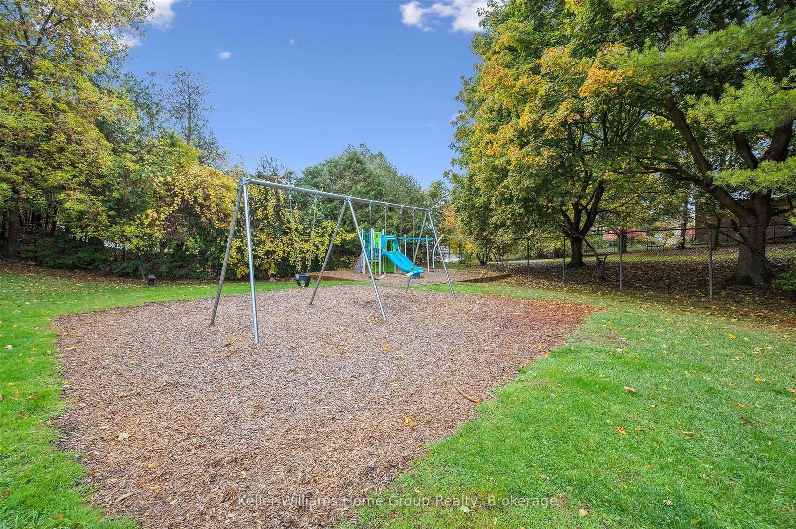 120 Country Club Drive • #22 • Guelph, ON photo 35