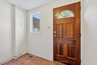 120 Country Club Drive • #22 • Guelph, ON photo 4
