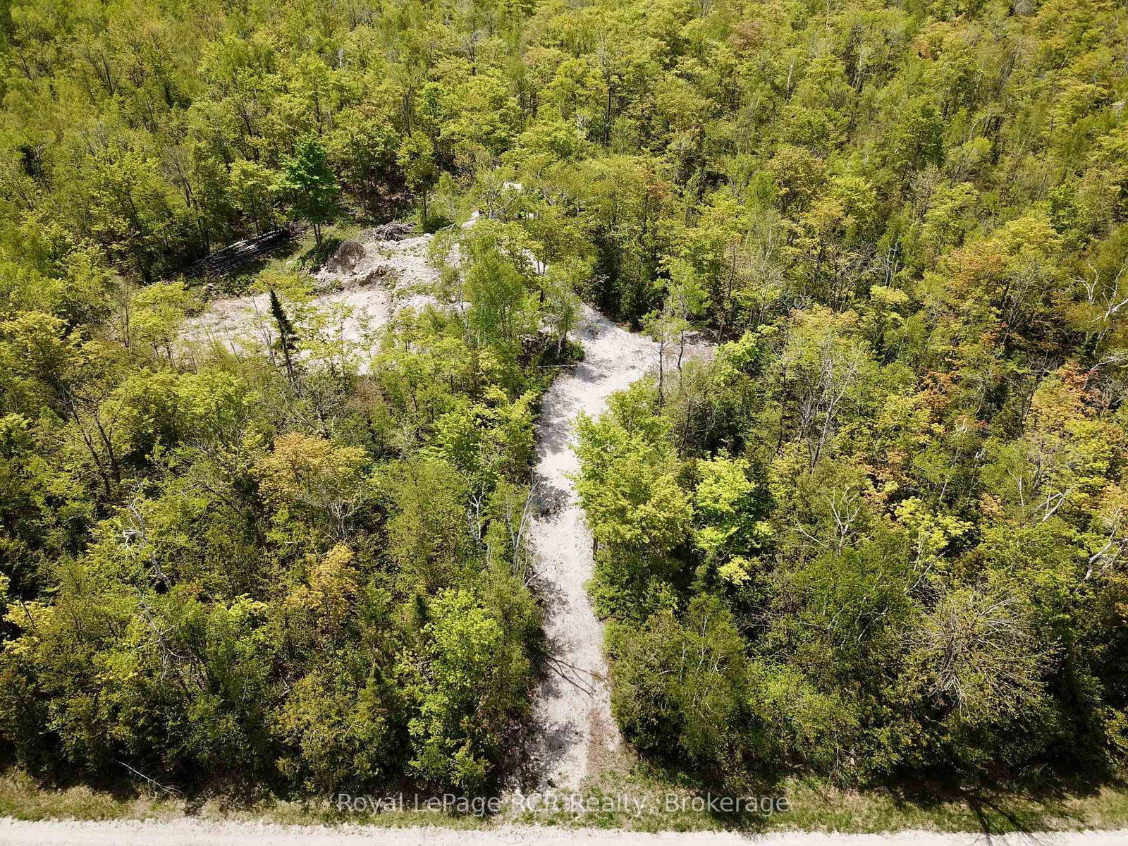 2248 Bruce Rd 9 Road • Northern Bruce Peninsula, ON photo 31